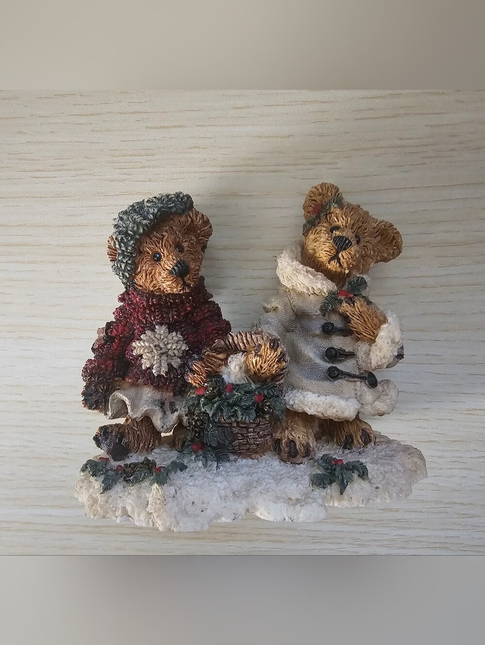 Vintage Boyds Bears Edmund & Bailey Gathering Holly Figurine 1994 #2240